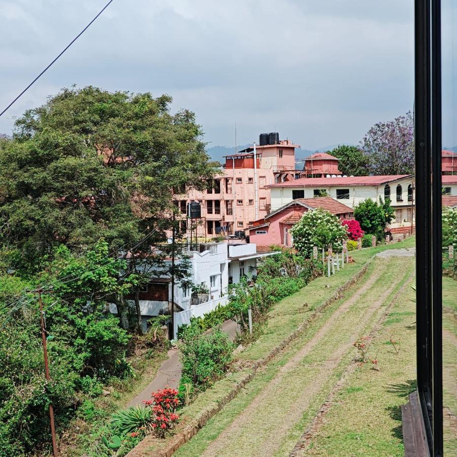 Bed and Breakfast Camellia Heights 1&2 Coonoor Exterior foto